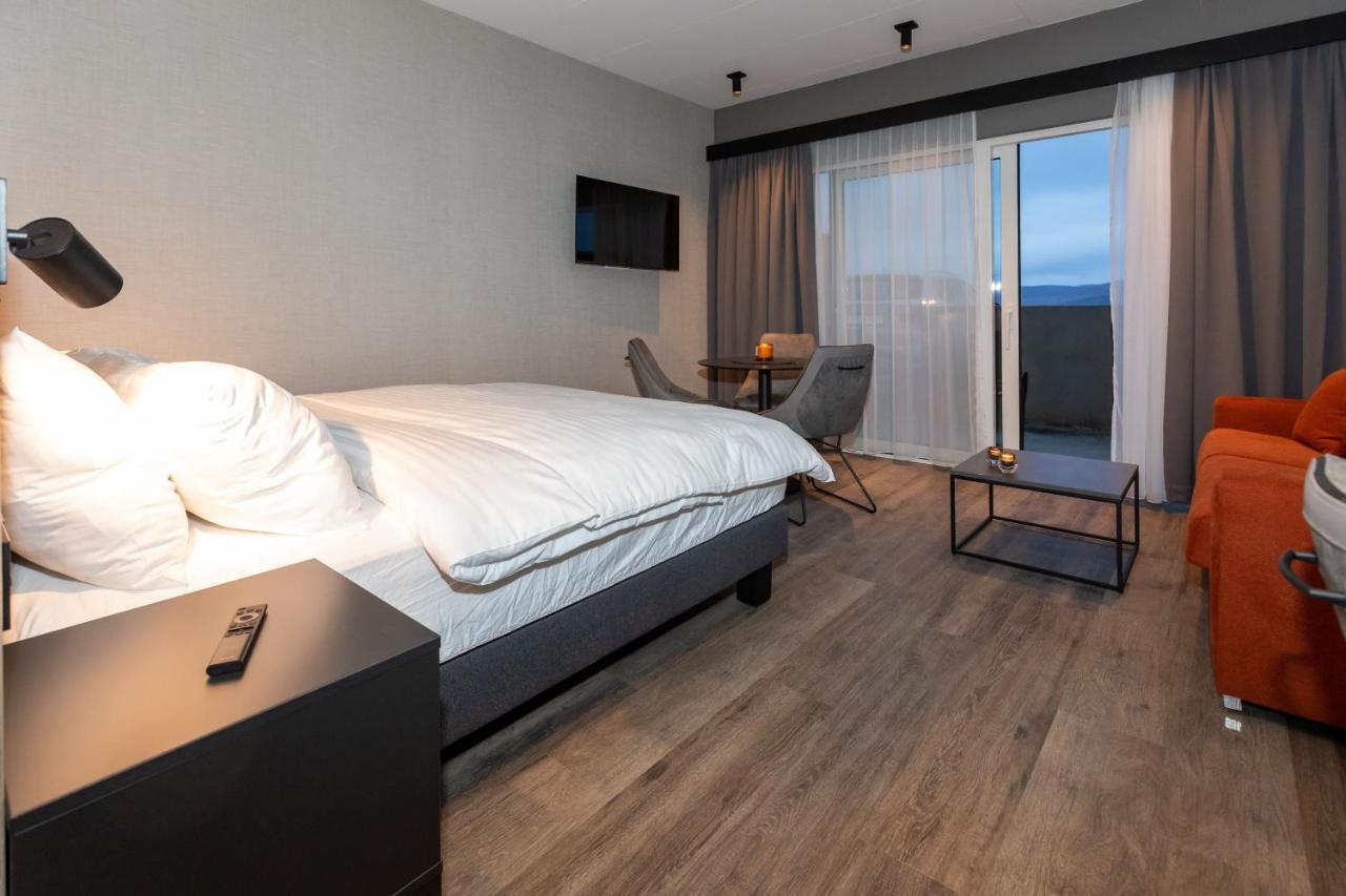 Hotel Halond อาคูเรย์รี ภายนอก รูปภาพ