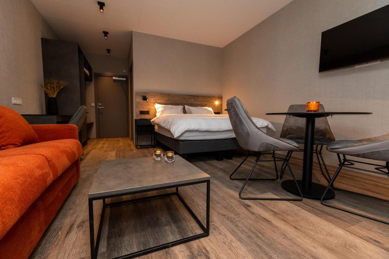 Hotel Halond อาคูเรย์รี ภายนอก รูปภาพ