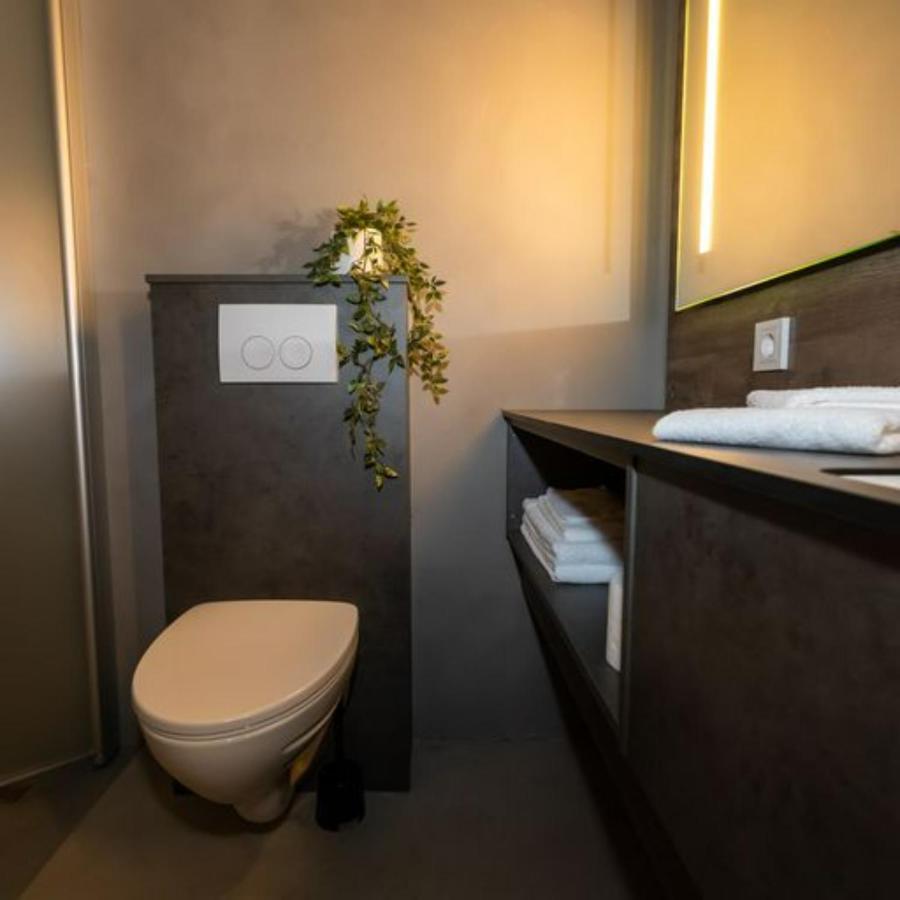 Hotel Halond อาคูเรย์รี ภายนอก รูปภาพ
