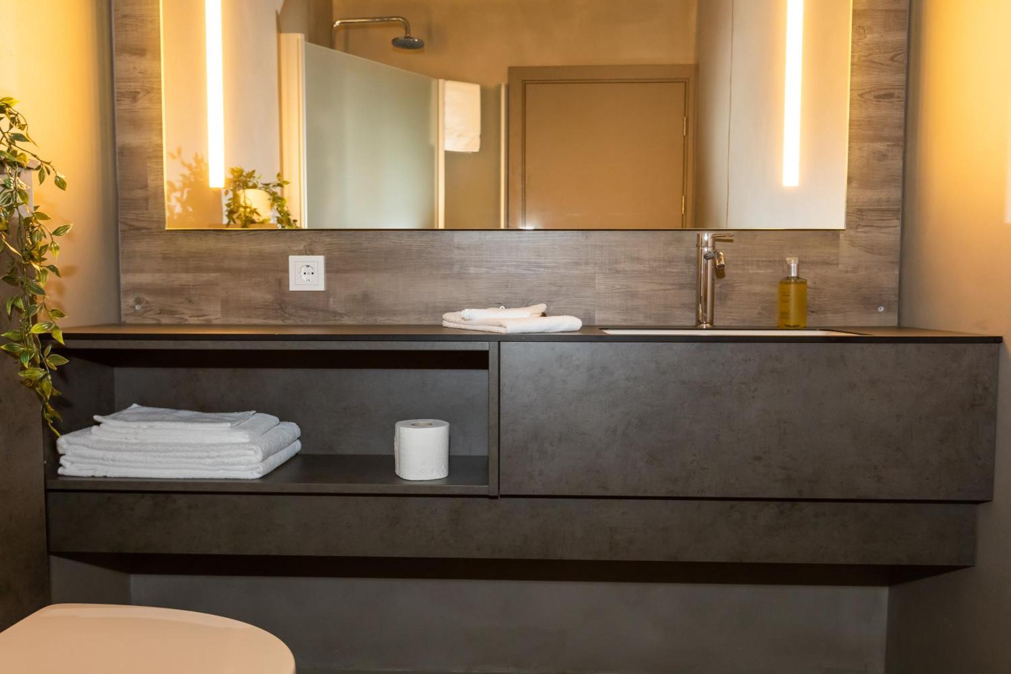 Hotel Halond อาคูเรย์รี ภายนอก รูปภาพ